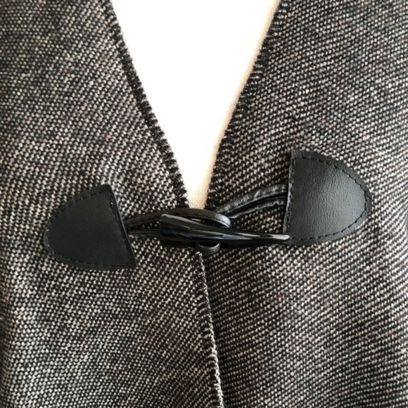 Elan cape/poncho/shawl ONE SIZE - Picture 3 of 9